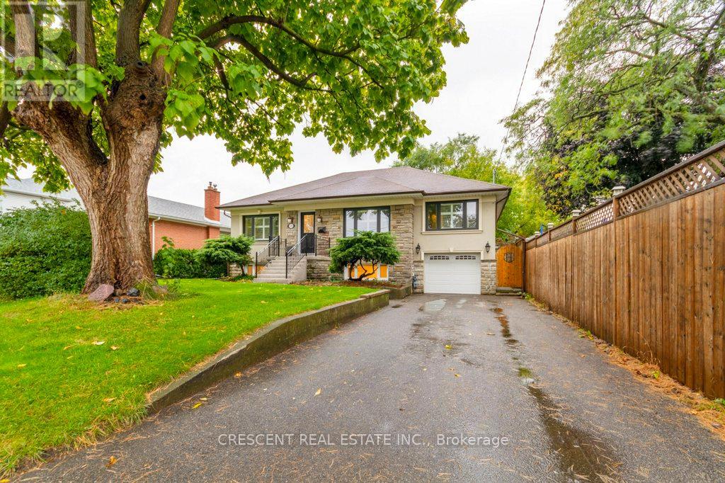 Lower - 1550 Ogden Avenue, Mississauga, Ontario  L5E 2H8 - Photo 2 - W12832912