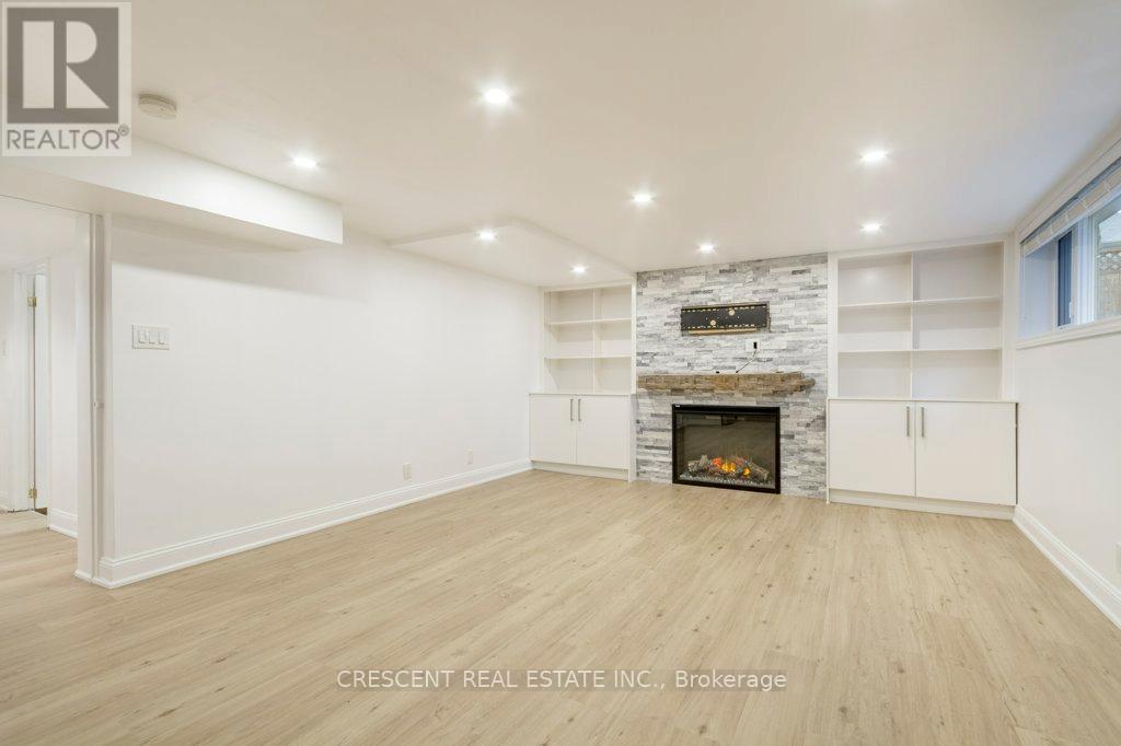 Lower - 1550 Ogden Avenue, Mississauga, Ontario  L5E 2H8 - Photo 24 - W12832912