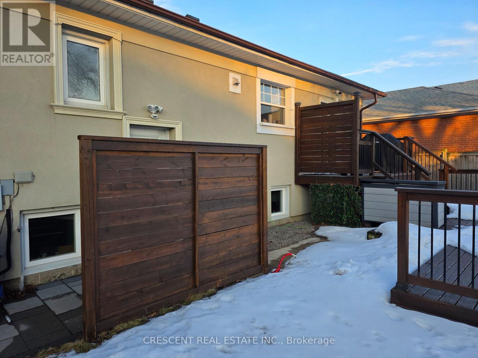 Lower - 1550 Ogden Avenue, Mississauga, Ontario  L5E 2H8 - Photo 38 - W12832912