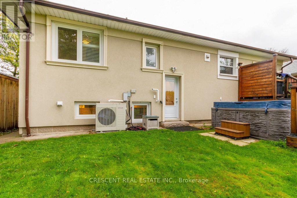 Lower - 1550 Ogden Avenue, Mississauga, Ontario  L5E 2H8 - Photo 6 - W12832912