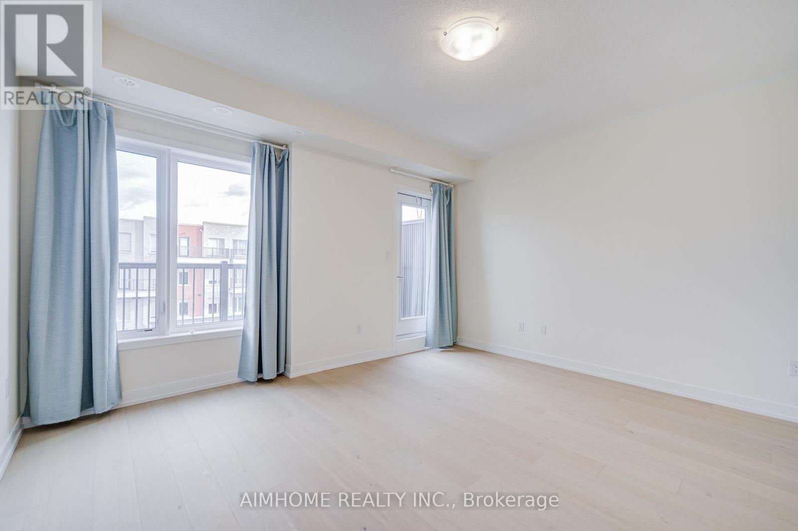 135 Frederick Tisdale Drive, Toronto, Ontario  M3K 0C6 - Photo 19 - W12832988