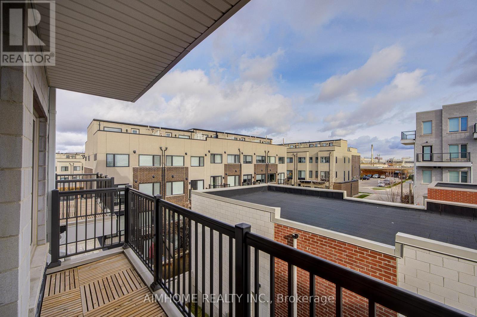 135 Frederick Tisdale Drive, Toronto, Ontario  M3K 0C6 - Photo 34 - W12832988