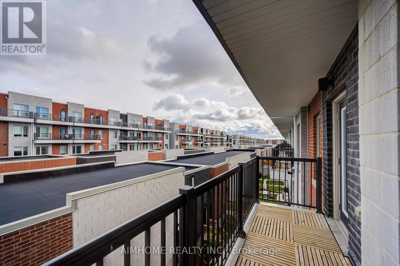 135 Frederick Tisdale Drive, Toronto, Ontario  M3K 0C6 - Photo 35 - W12832988