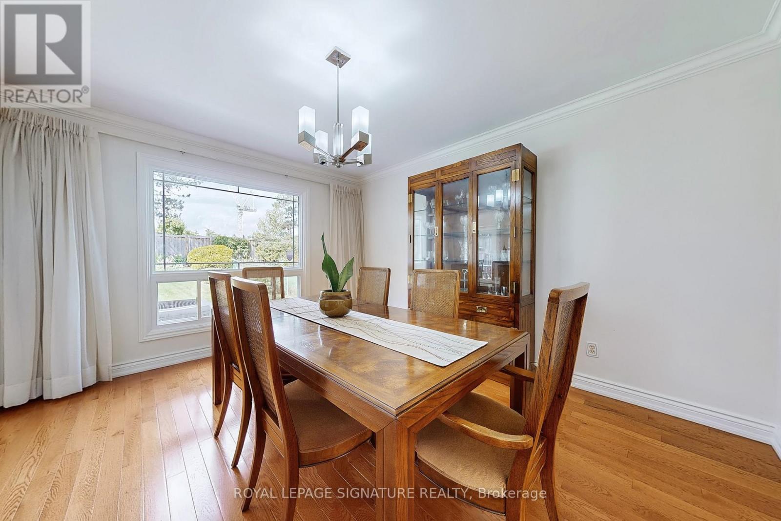 1729 Pengilley Place, Mississauga, Ontario  L5J 4R8 - Photo 10 - W12833018