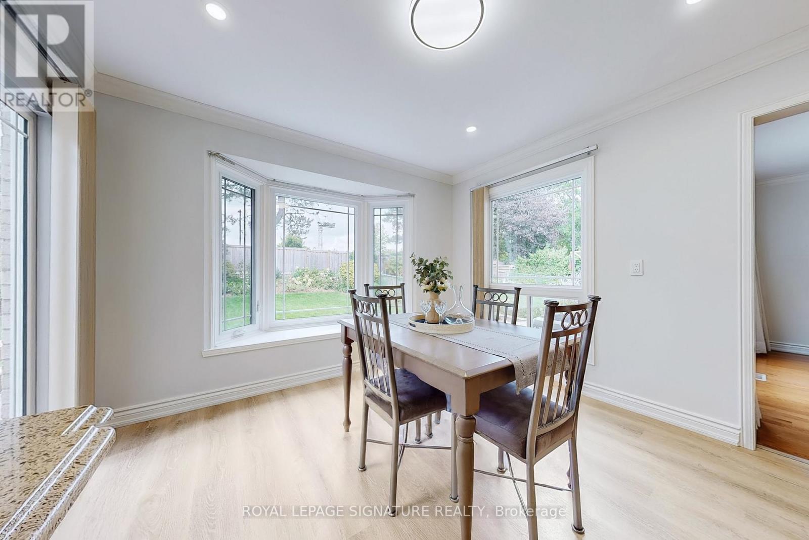 1729 Pengilley Place, Mississauga, Ontario  L5J 4R8 - Photo 16 - W12833018