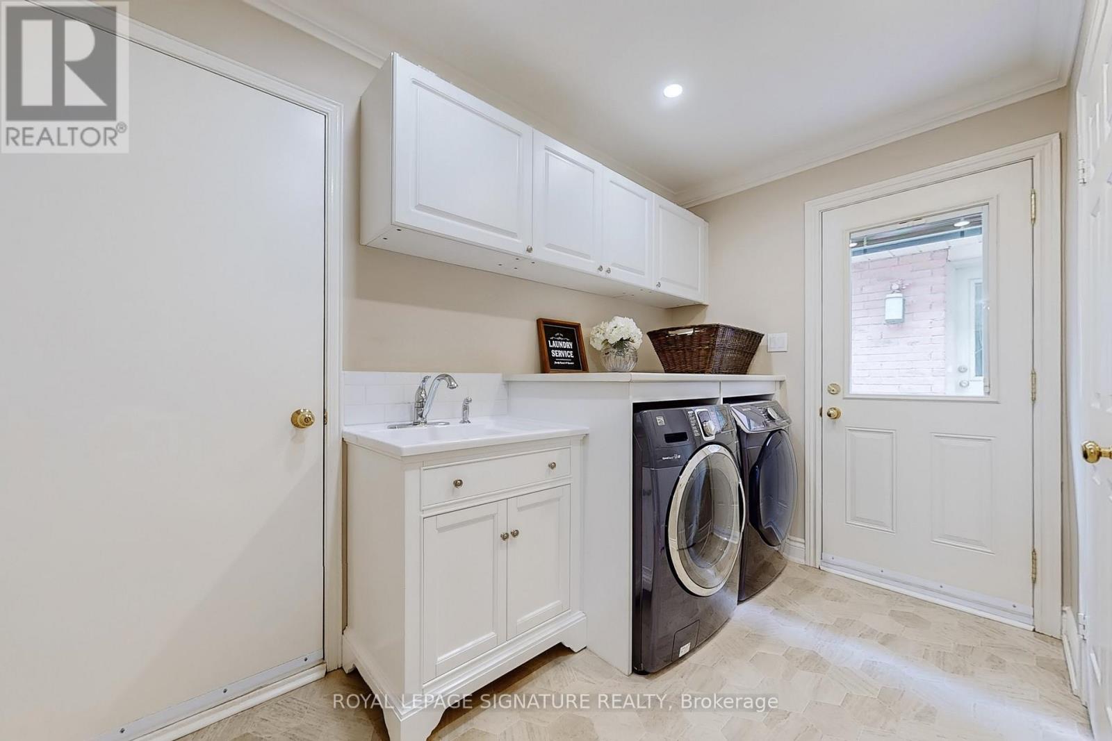 1729 Pengilley Place, Mississauga, Ontario  L5J 4R8 - Photo 19 - W12833018