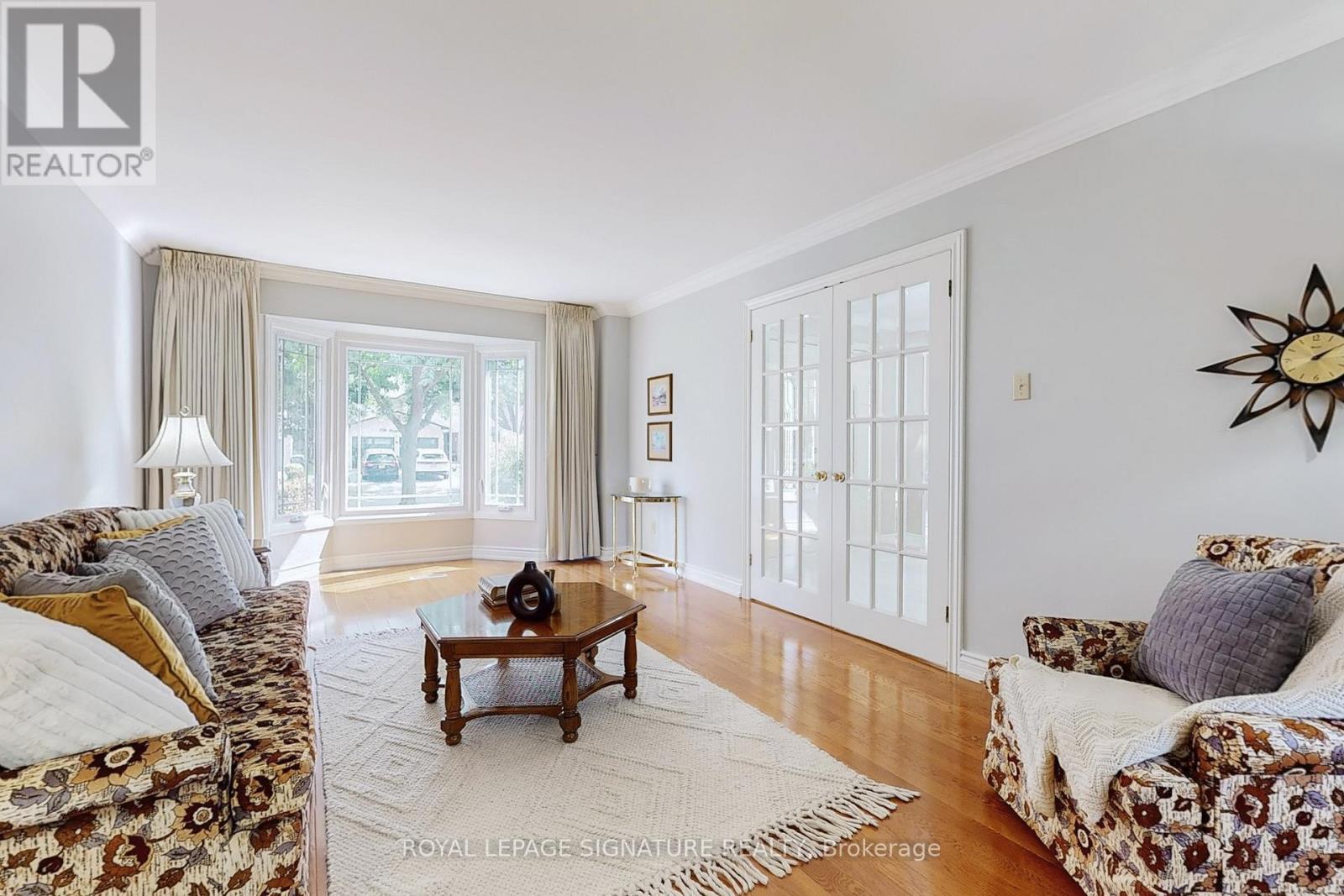 1729 Pengilley Place, Mississauga, Ontario  L5J 4R8 - Photo 6 - W12833018