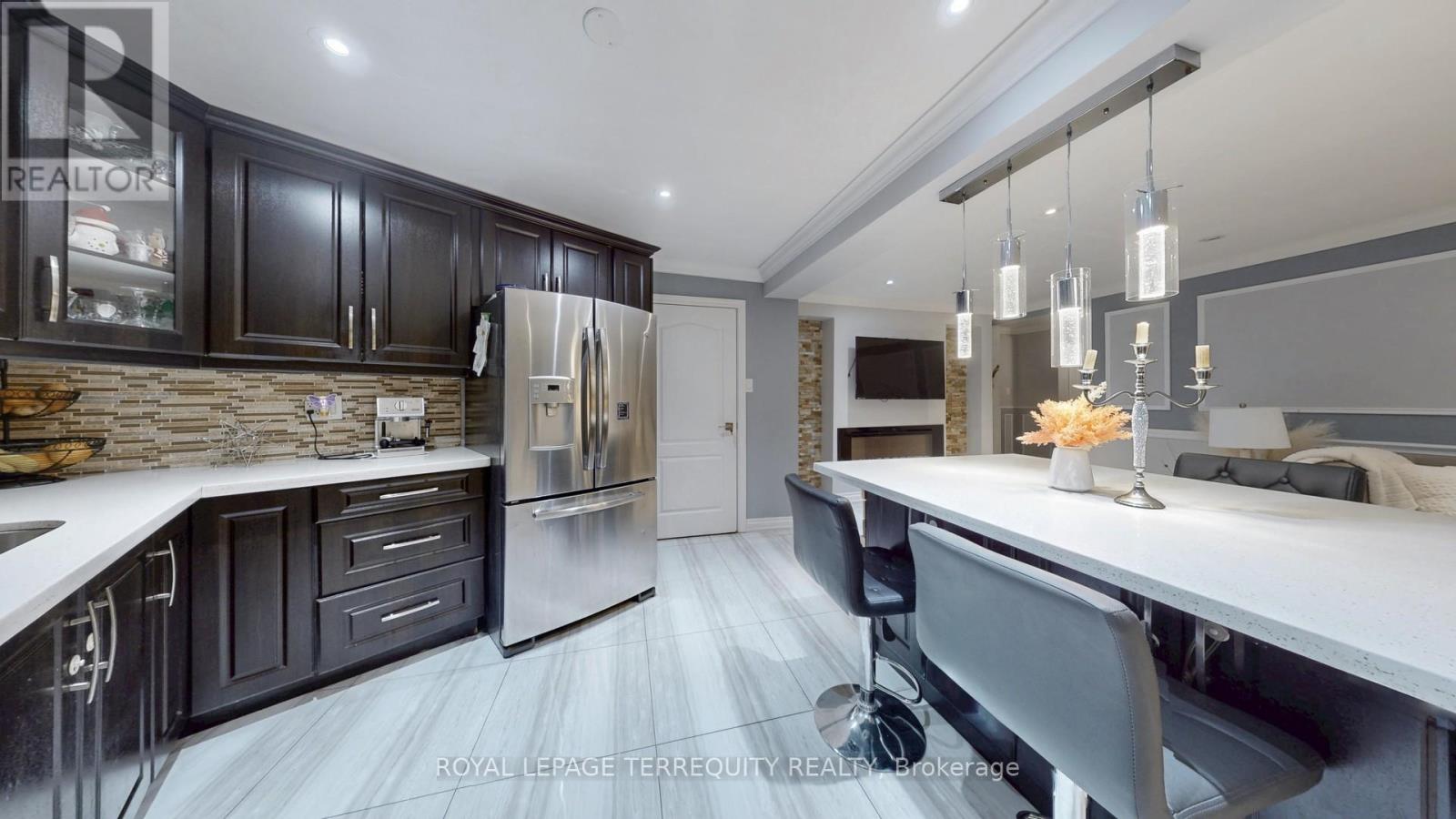 1616 - 451 The West Mall, Toronto, Ontario  M9C 1G1 - Photo 9 - W12833046