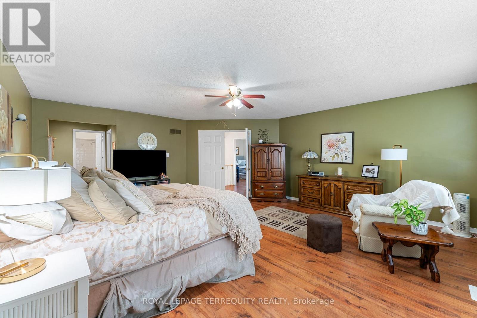 6164 Osprey Boulevard, Mississauga, Ontario  L5N 5W5 - Photo 15 - W12833106