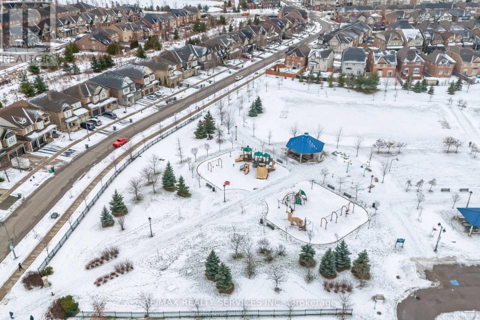 82 Waterville Way, Caledon, Ontario  L7C 3P2 - Photo 49 - W12833108