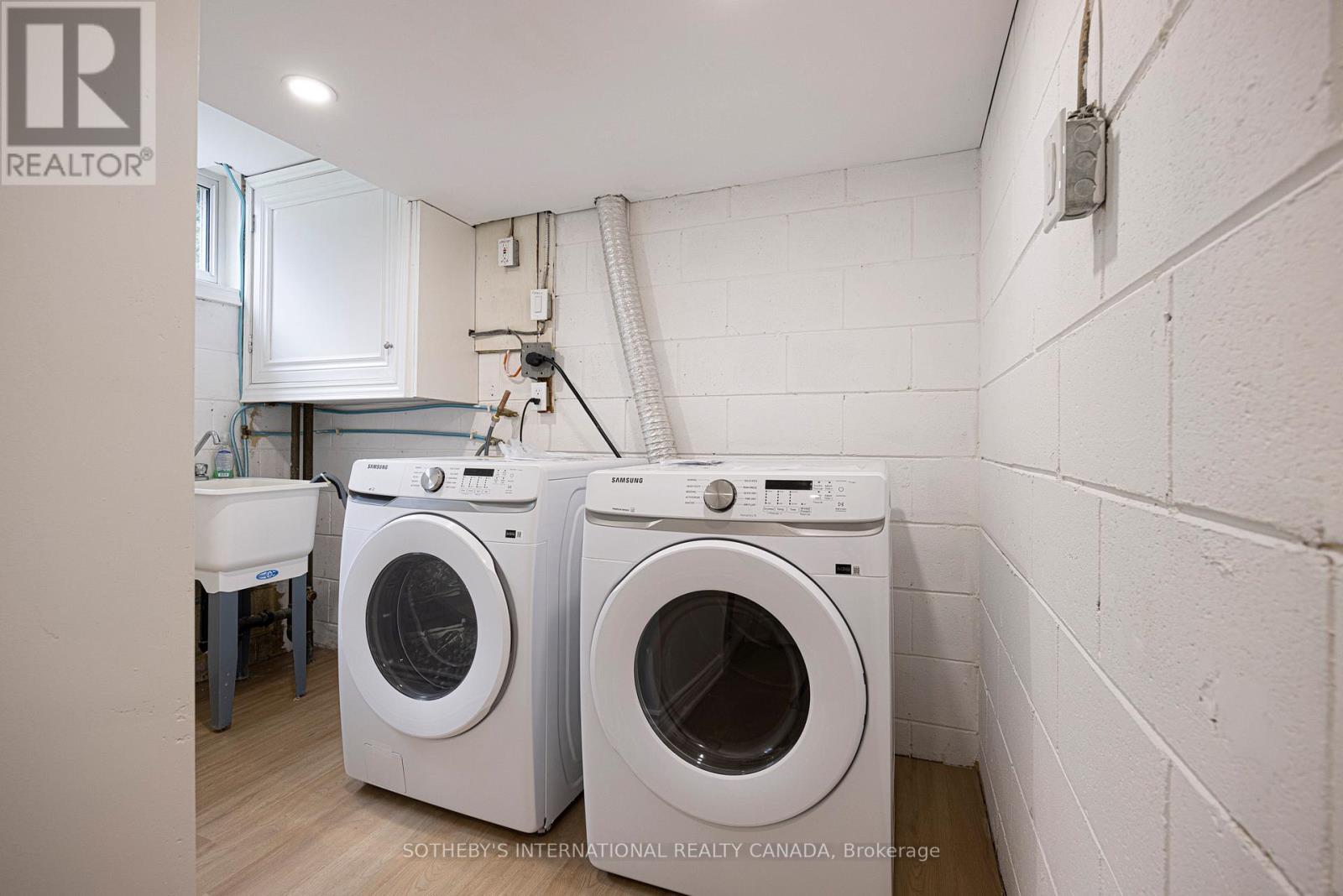 239 Walden Drive, Burlington, Ontario  L7N 2A7 - Photo 21 - W12833212