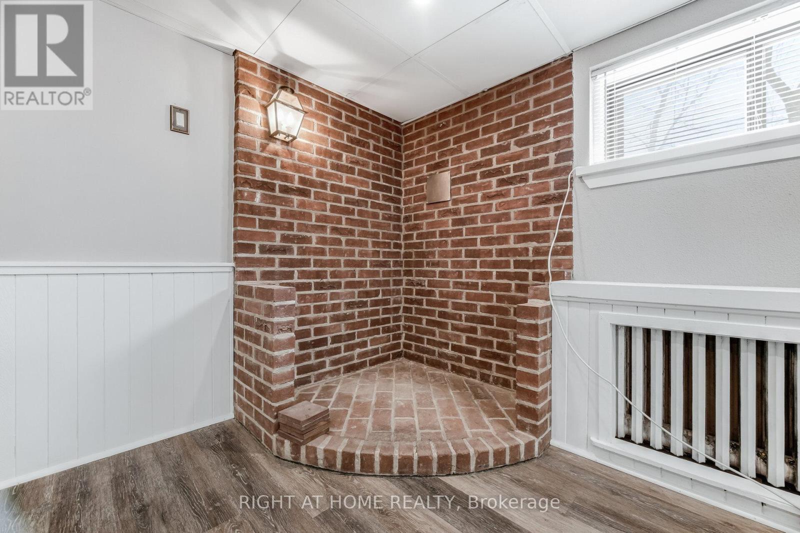 11 Little Avenue, Toronto, Ontario  M9N 1K3 - Photo 30 - W12833220