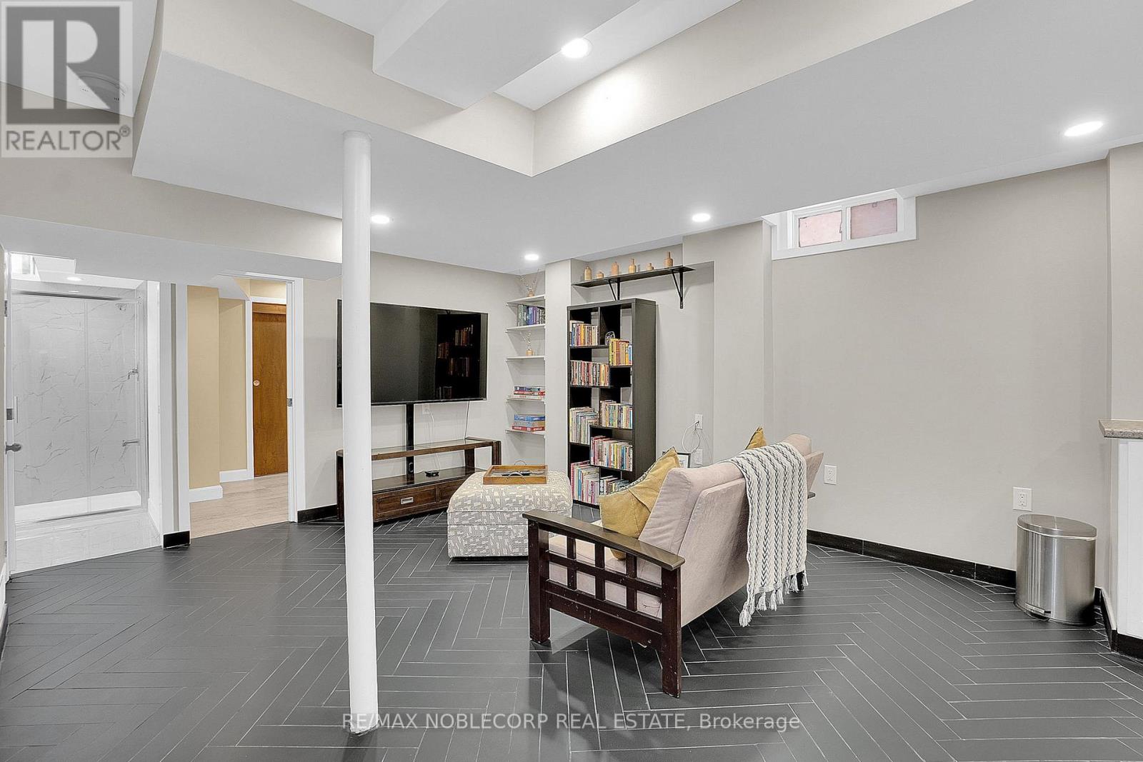 16 Humbershed Crescent, Caledon, Ontario  L7E 2X2 - Photo 30 - W12833268