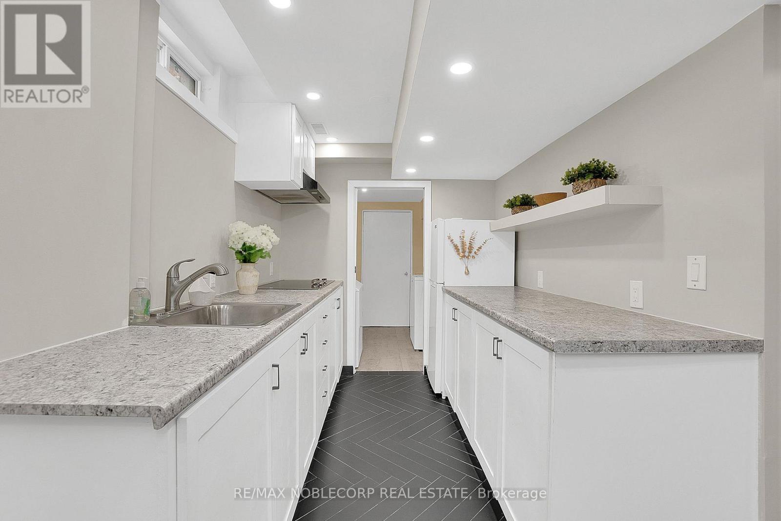 16 Humbershed Crescent, Caledon, Ontario  L7E 2X2 - Photo 33 - W12833268