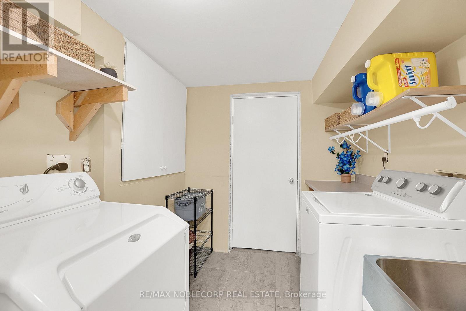 16 Humbershed Crescent, Caledon, Ontario  L7E 2X2 - Photo 37 - W12833268