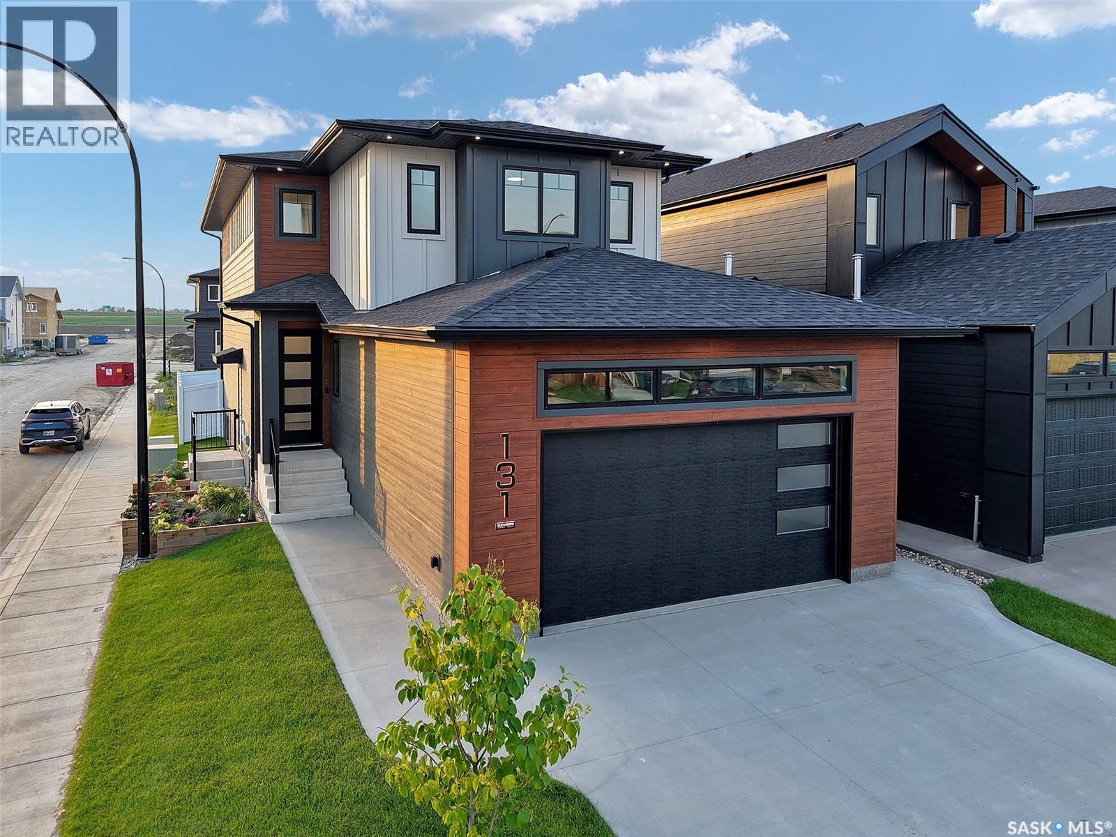 131 Asokan Street, Saskatoon, Saskatchewan  S7V 1V9 - Photo 2 - SK029453