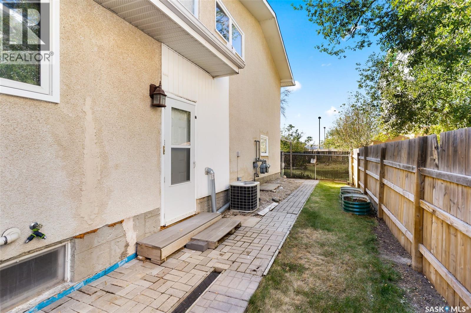 78 Spence Street, Regina, Saskatchewan  S4S 4H4 - Photo 39 - SK029415