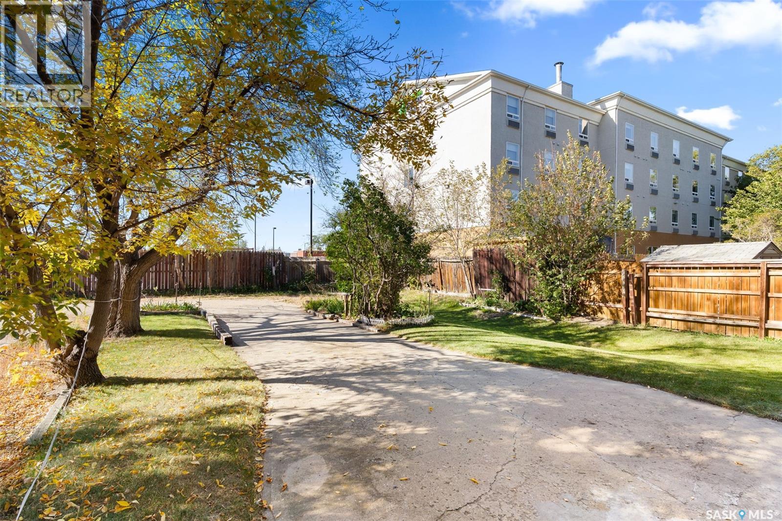 78 Spence Street, Regina, Saskatchewan  S4S 4H4 - Photo 44 - SK029415