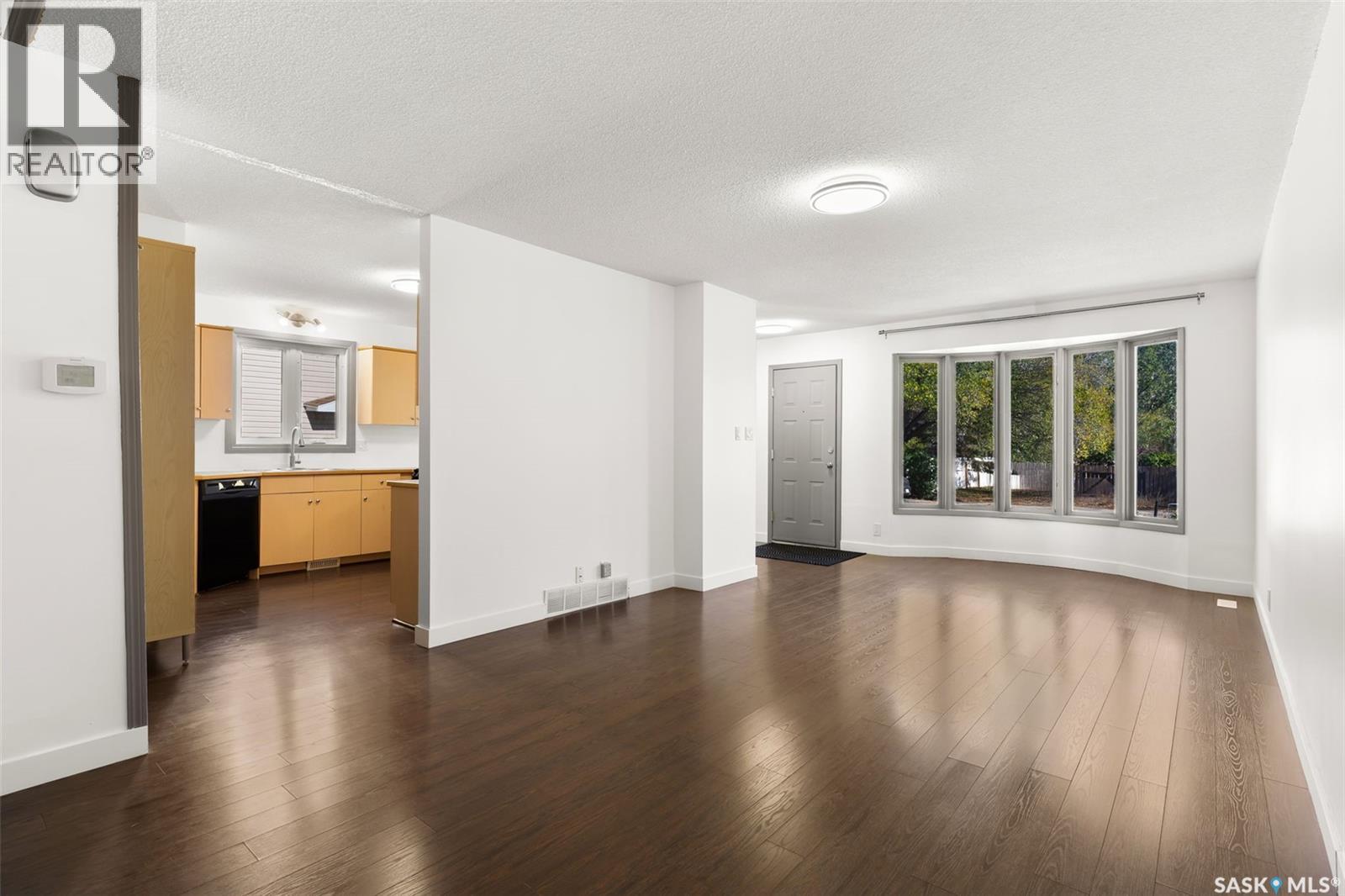 78 Spence Street, Regina, Saskatchewan  S4S 4H4 - Photo 8 - SK029415