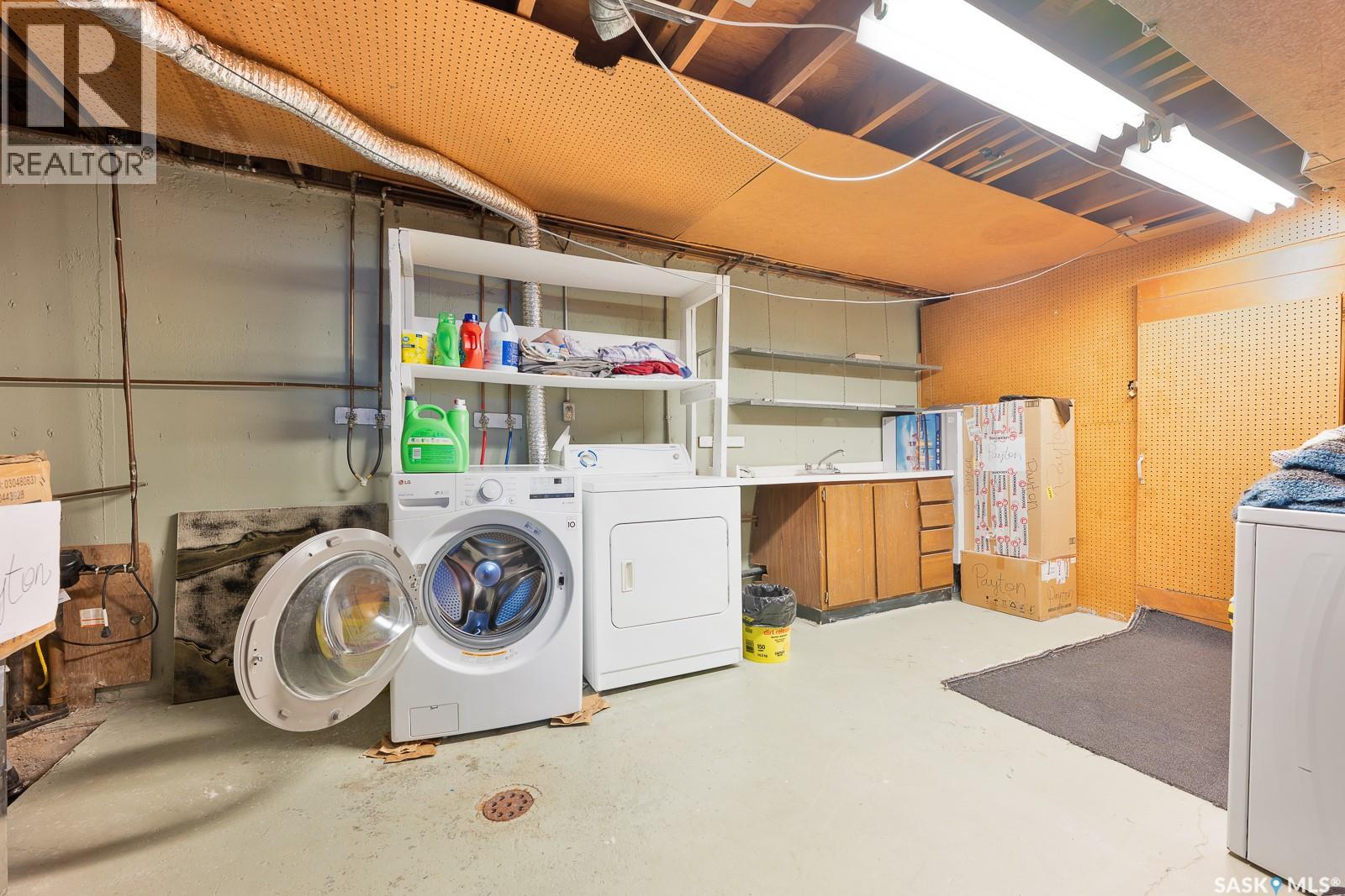 1914 Arthur Street, Regina, Saskatchewan  S4T 4W5 - Photo 31 - SK029376