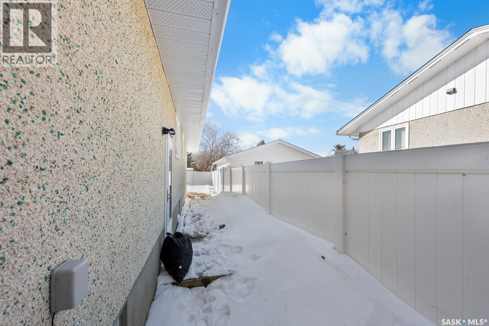 1914 Arthur Street, Regina, Saskatchewan  S4T 4W5 - Photo 36 - SK029376