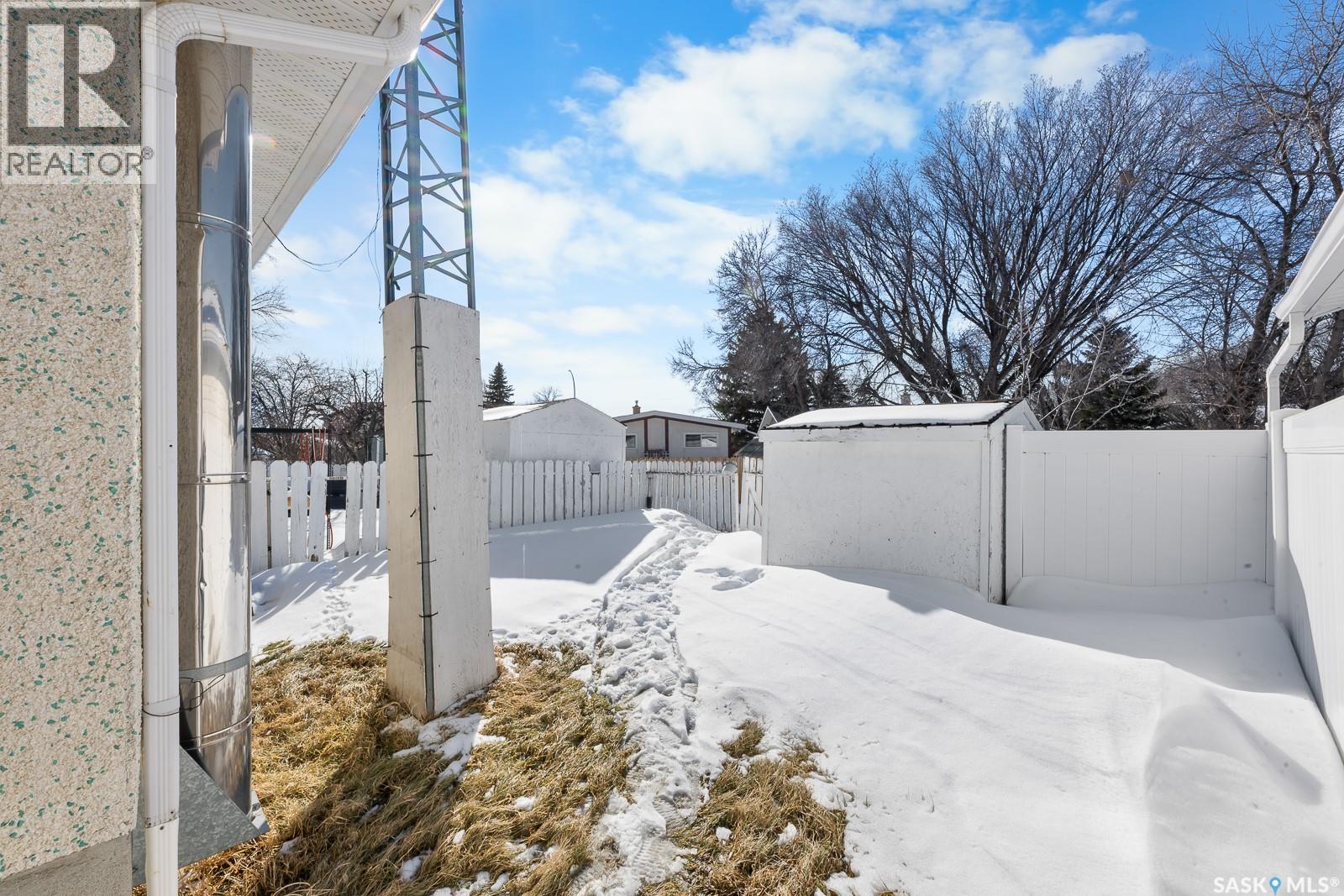 1914 Arthur Street, Regina, Saskatchewan  S4T 4W5 - Photo 37 - SK029376