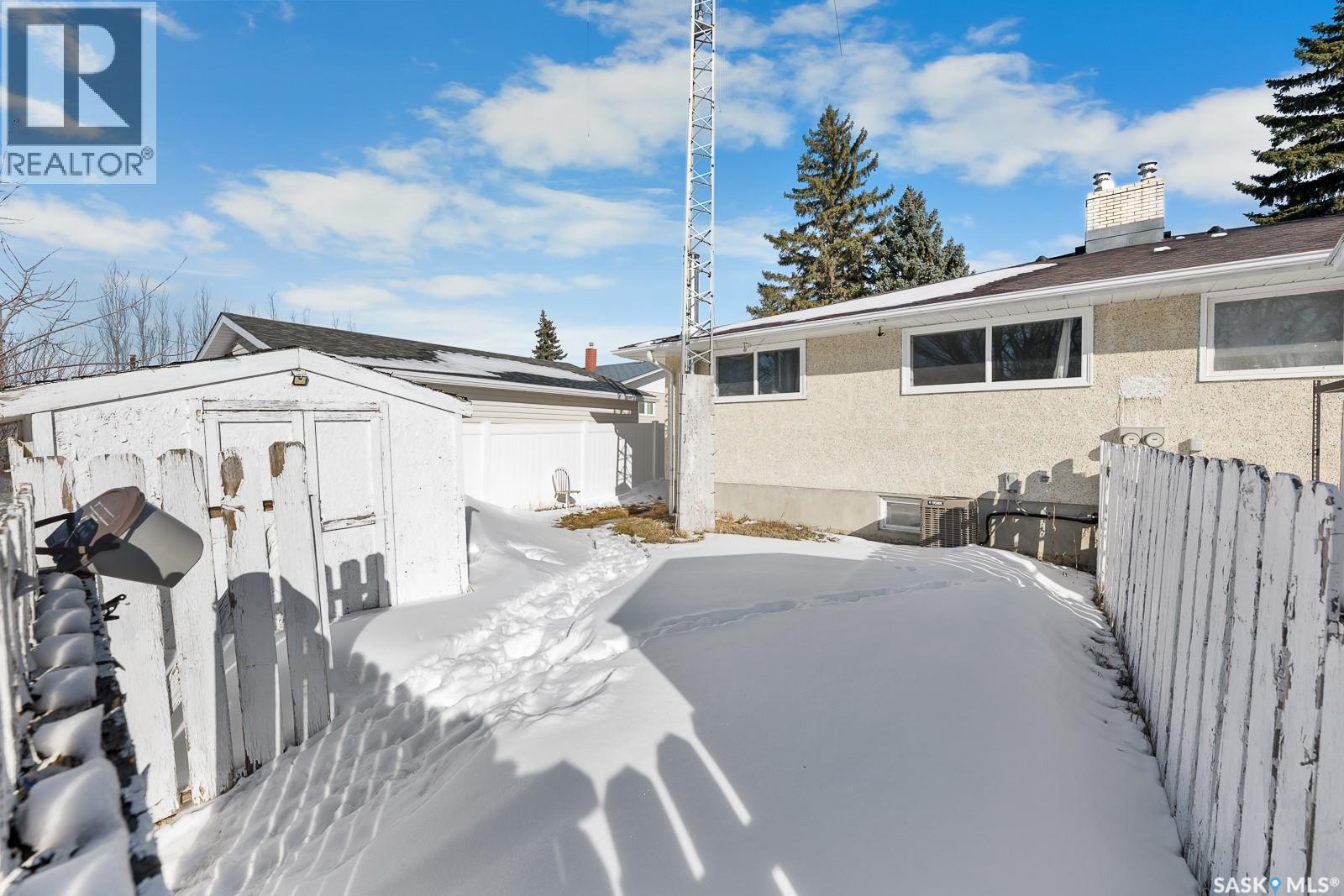 1914 Arthur Street, Regina, Saskatchewan  S4T 4W5 - Photo 39 - SK029376