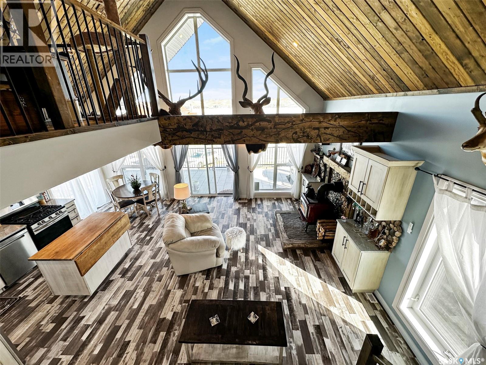 203 Hillcrest Place, Lac Pelletier Rm No. 107, Saskatchewan  S0N 2Y0 - Photo 4 - SK029154