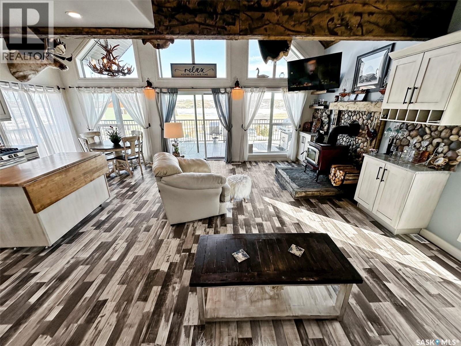 203 Hillcrest Place, Lac Pelletier Rm No. 107, Saskatchewan  S0N 2Y0 - Photo 6 - SK029154