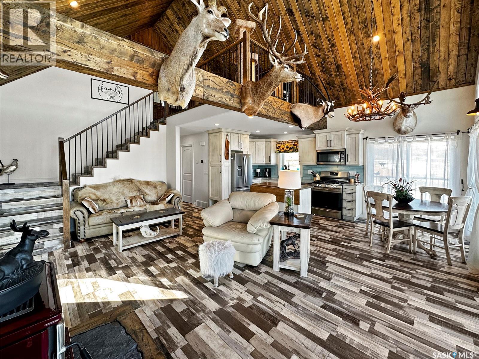 203 Hillcrest Place, Lac Pelletier Rm No. 107, Saskatchewan  S0N 2Y0 - Photo 7 - SK029154