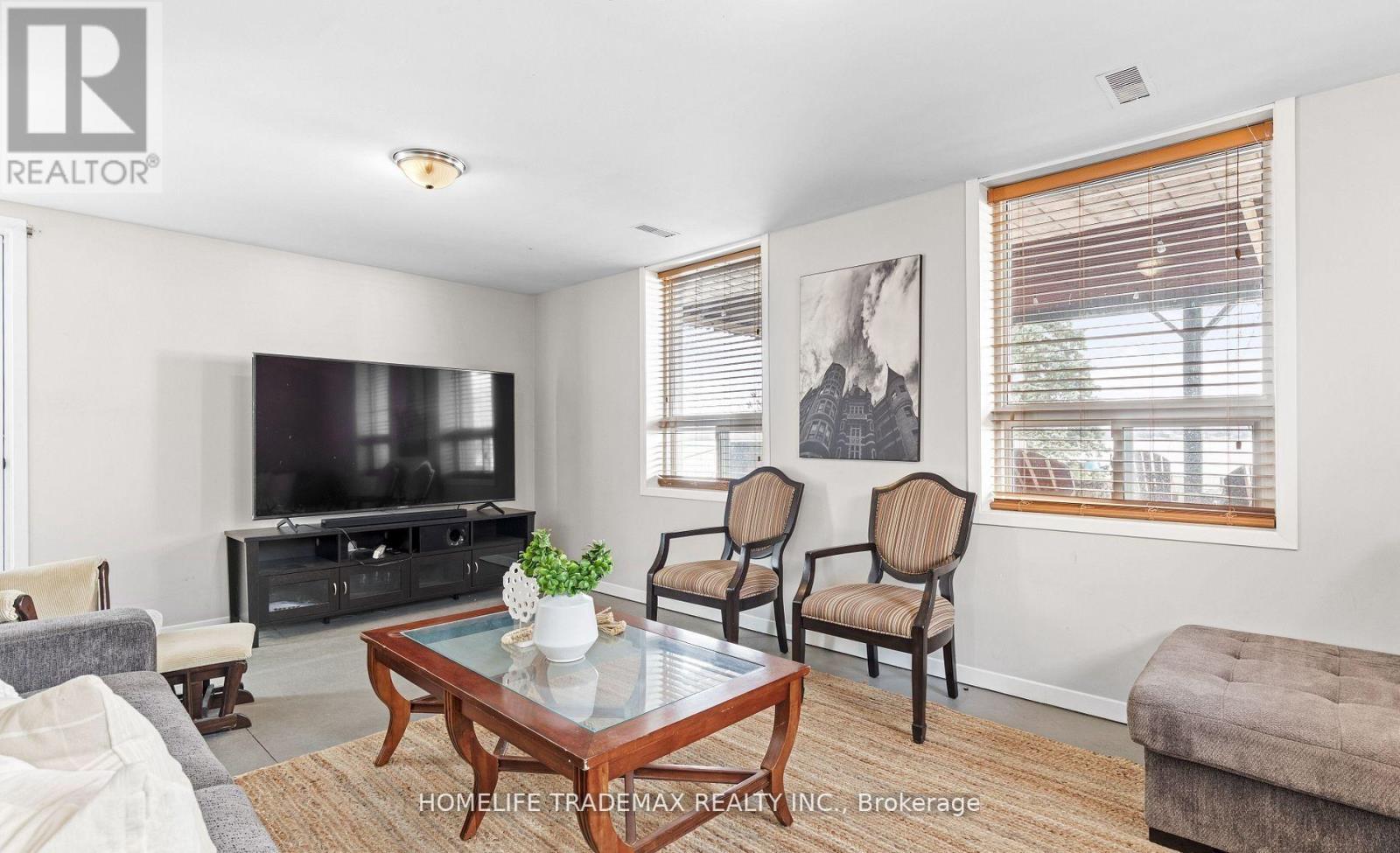 65 Druan Drive, Kawartha Lakes (Mariposa), Ontario  L9L 1B6 - Photo 30 - X12764244