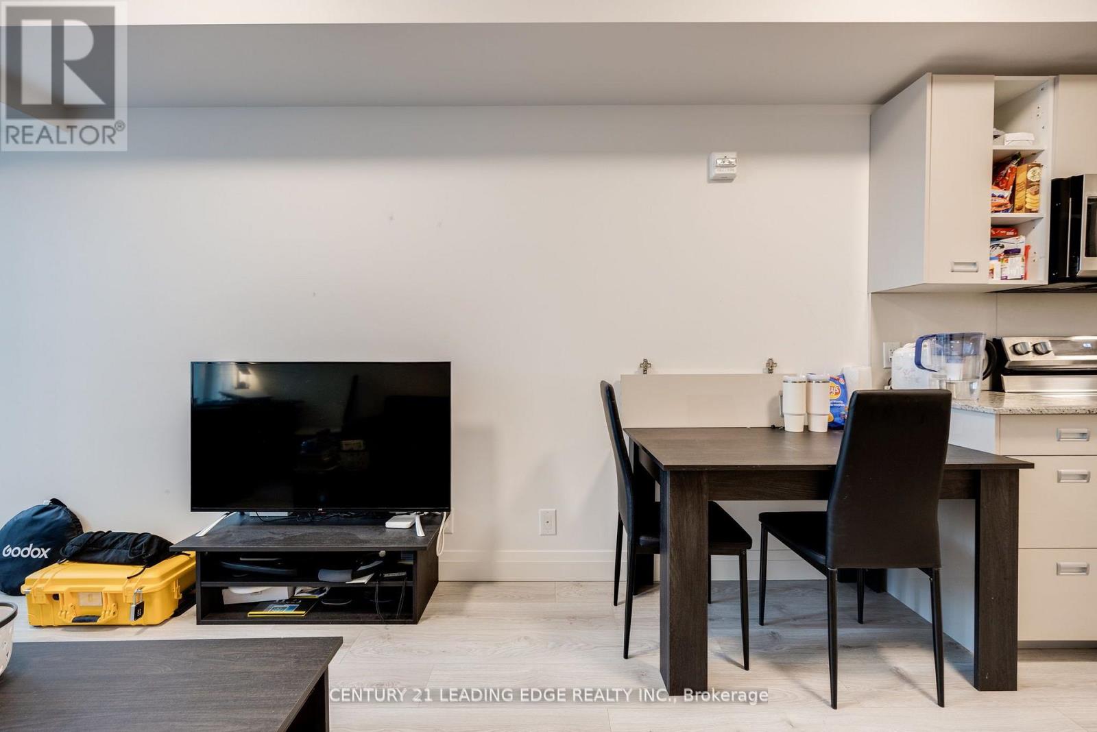 521 - 652 Princess Street, Kingston, Ontario  K7L 1E5 - Photo 7 - X12832876