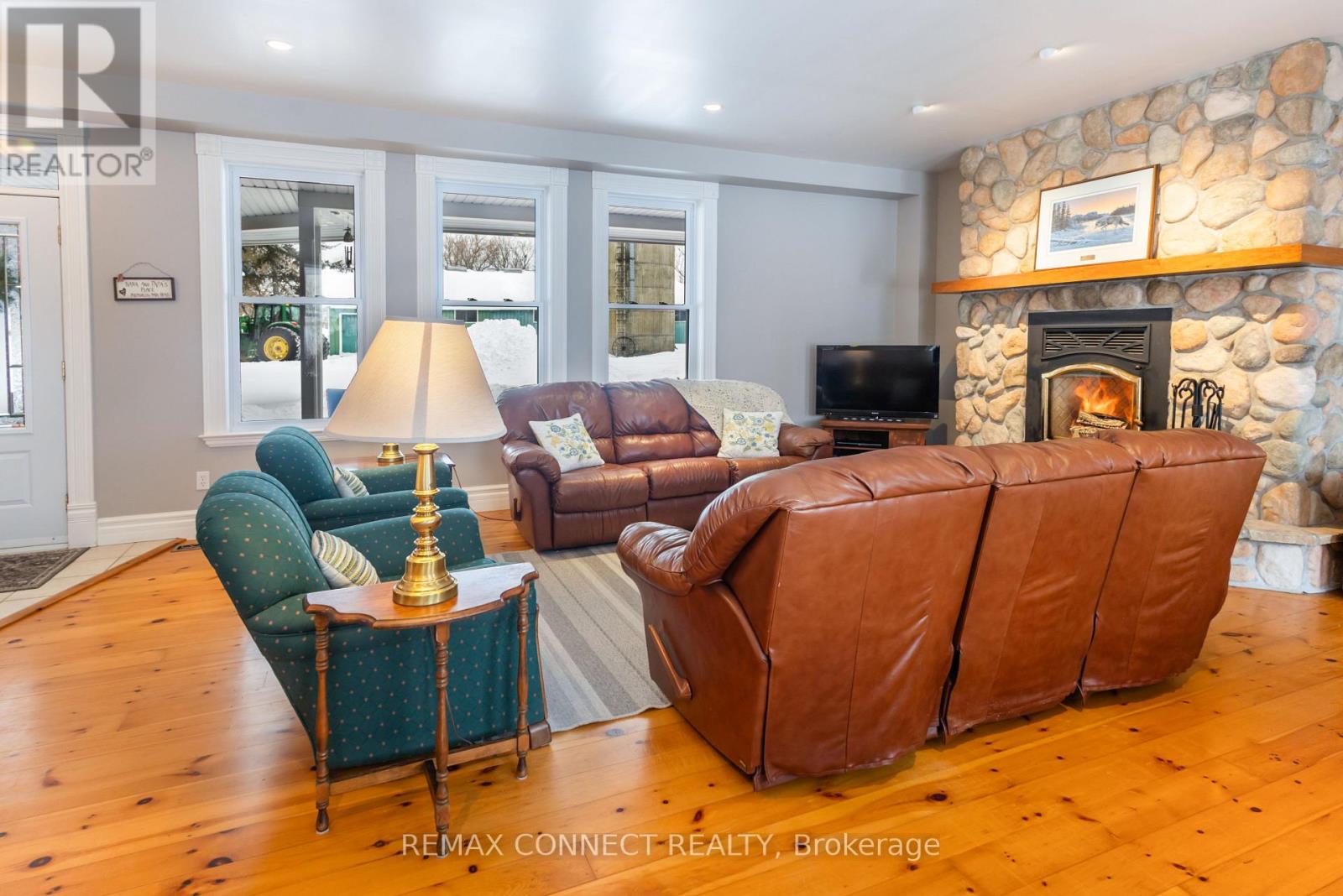 7596 Vimy Ridge Road, Hamilton Township, Ontario  L1A 3V6 - Photo 11 - X12832880