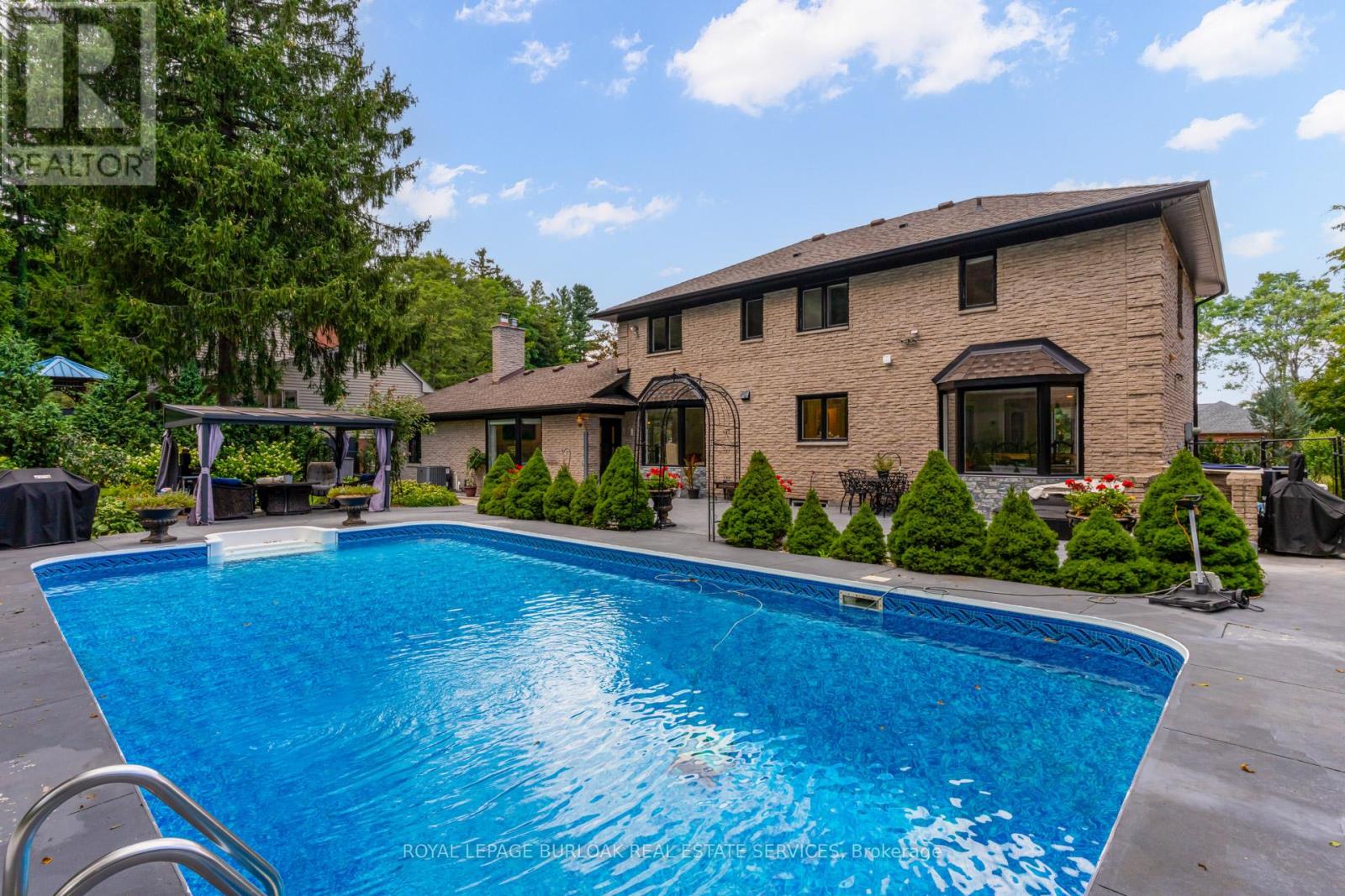 28 Stonegate Drive, Hamilton, Ontario  L9G 3R7 - Photo 49 - X12832932