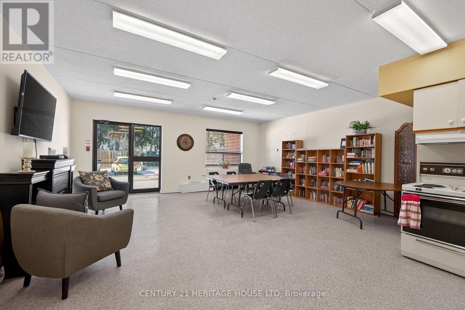 Unknown Address, ,    - Photo 38 - X12832942