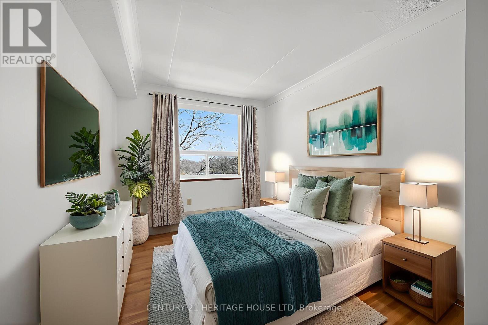 Unknown Address, ,    - Photo 8 - X12832942