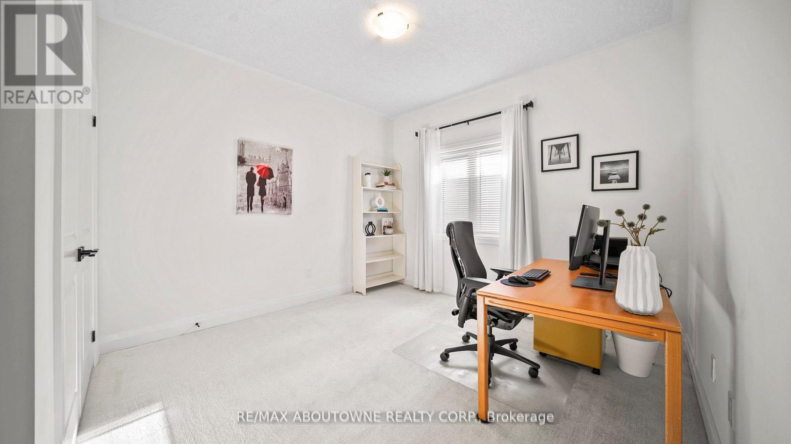 27 Jacob Detweiller Drive, Kitchener, Ontario  N2P 0K7 - Photo 14 - X12833056