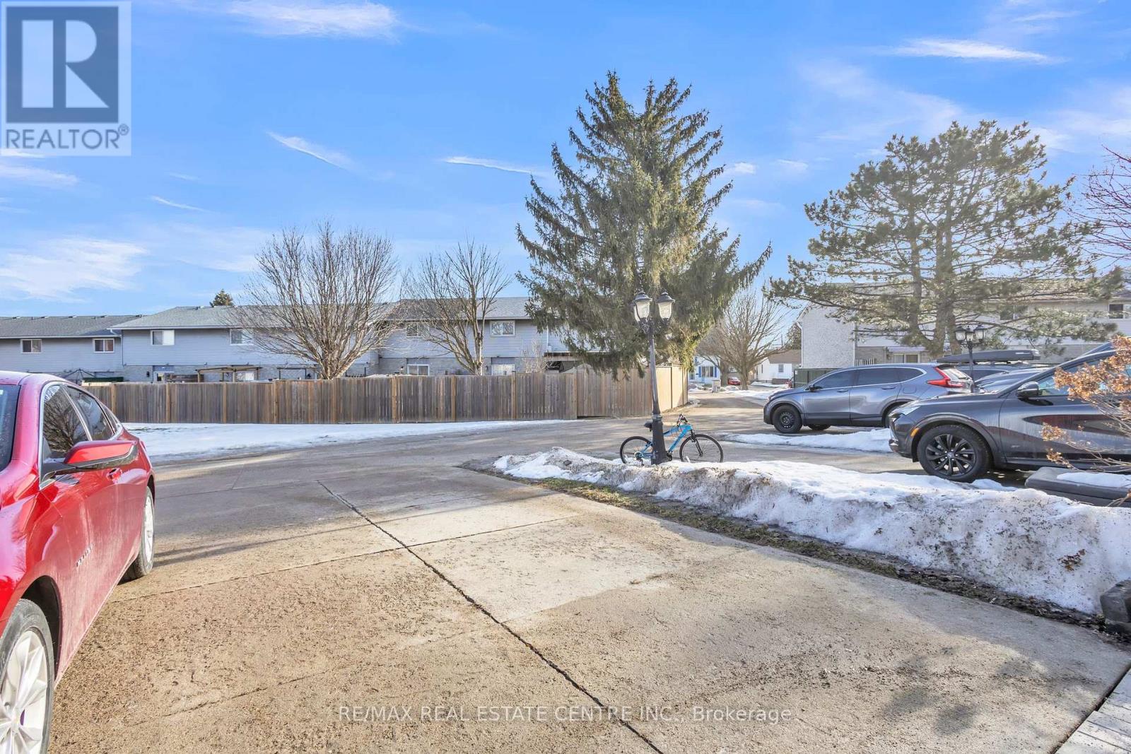 4 - 43 Blandford Street, Woodstock, Ontario  N4S 7H7 - Photo 5 - X12833188