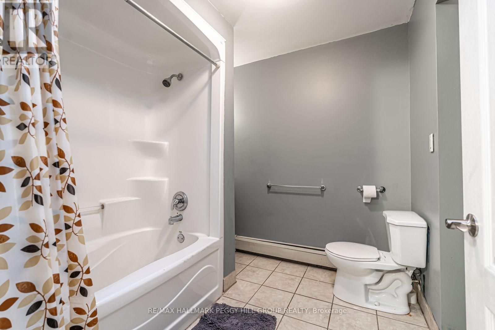 4 Clover Court, Kawartha Lakes, Ontario  K0M 2A0 - Photo 21 - X12833190