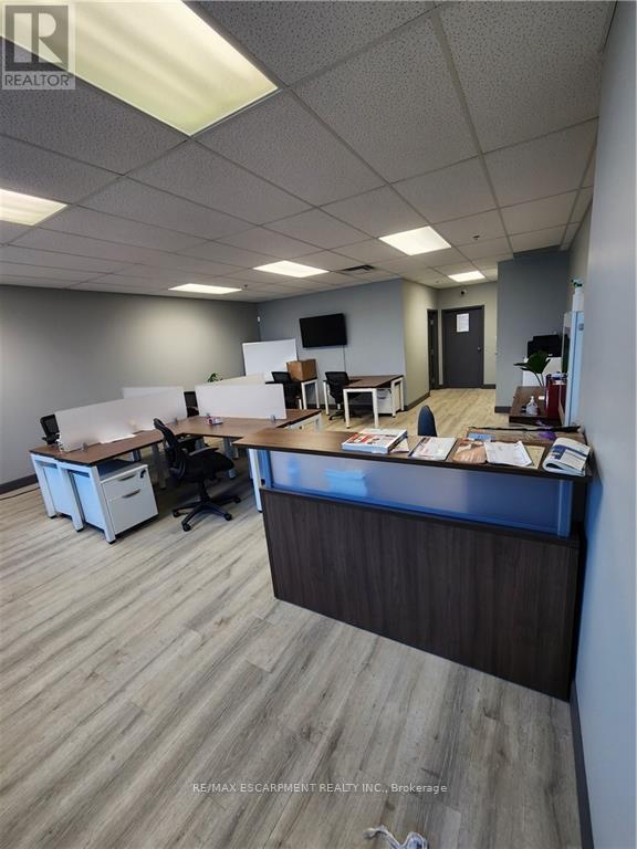 104 - 1100 South Service Road, Hamilton, Ontario  L8E 0C5 - Photo 5 - X12833202