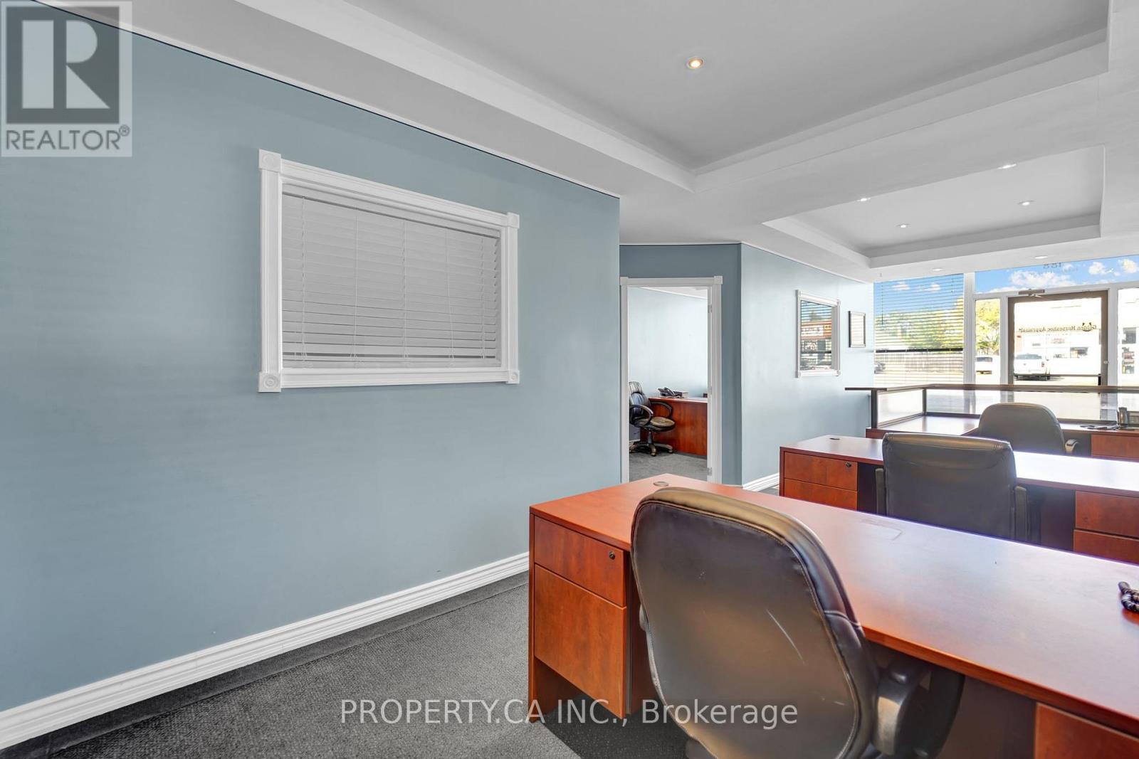 188 Parkdale Avenue N, Hamilton, Ontario  L8H 5X2 - Photo 10 - X12833210