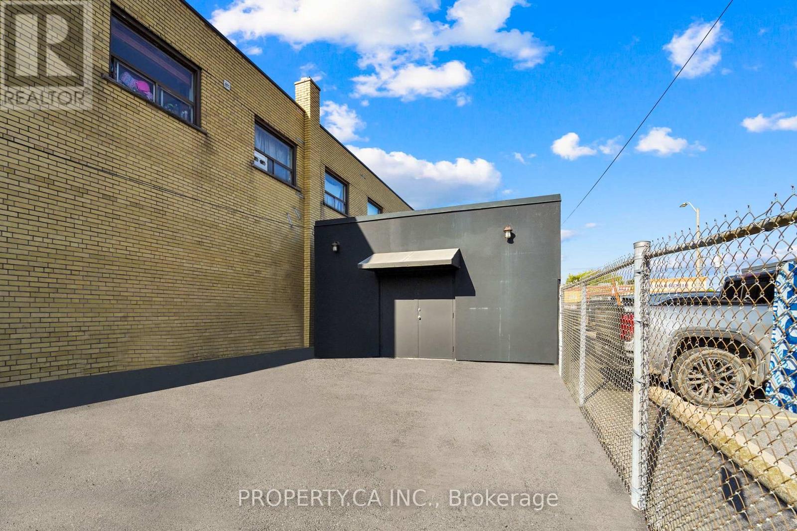 188 Parkdale Avenue N, Hamilton, Ontario  L8H 5X2 - Photo 35 - X12833210