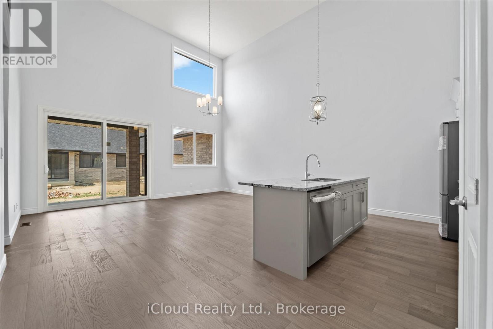 511 Water Road, Amherstburg, Ontario  N9V 4C5 - Photo 4 - X12833224