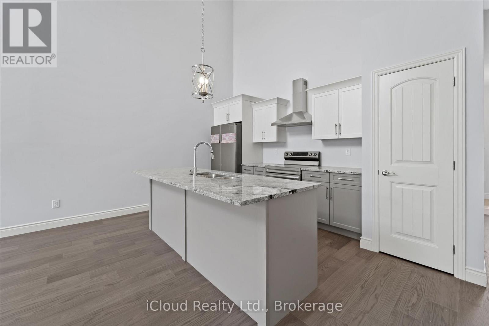 511 Water Road, Amherstburg, Ontario  N9V 4C5 - Photo 7 - X12833224