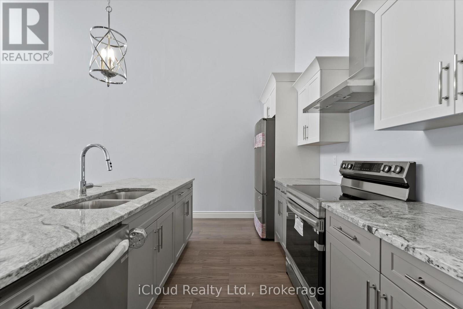 511 Water Road, Amherstburg, Ontario  N9V 4C5 - Photo 9 - X12833224