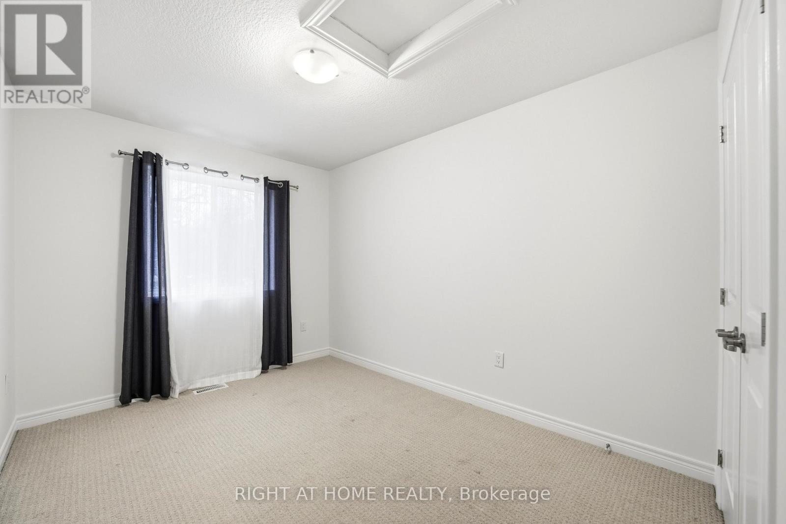 32 Rolling Lane, Hamilton, Ontario  L8K 0A1 - Photo 27 - X12833242