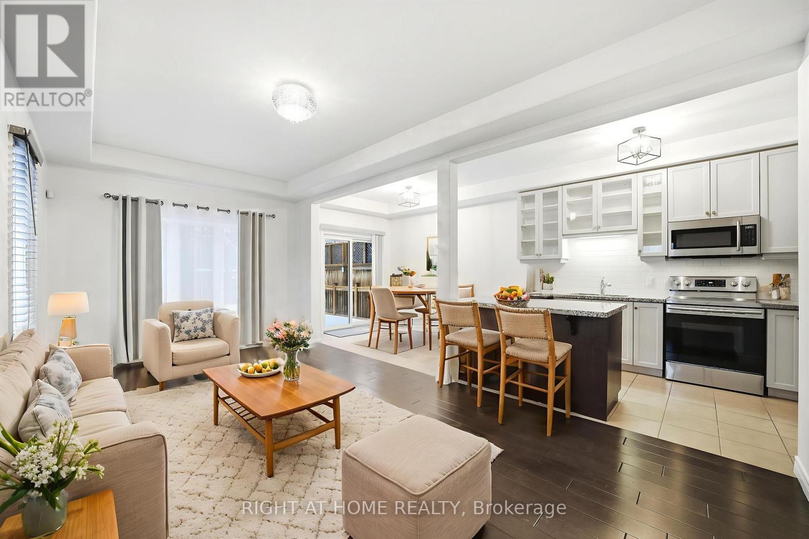 32 Rolling Lane, Hamilton, Ontario  L8K 0A1 - Photo 9 - X12833242