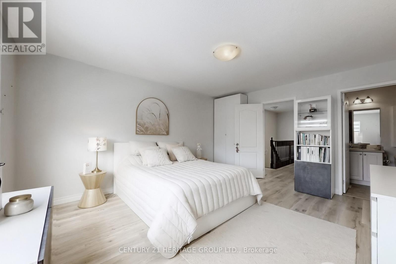 58 Russel Drive, Bradford West Gwillimbury, Ontario  L3Z 0M9 - Photo 23 - N12825090