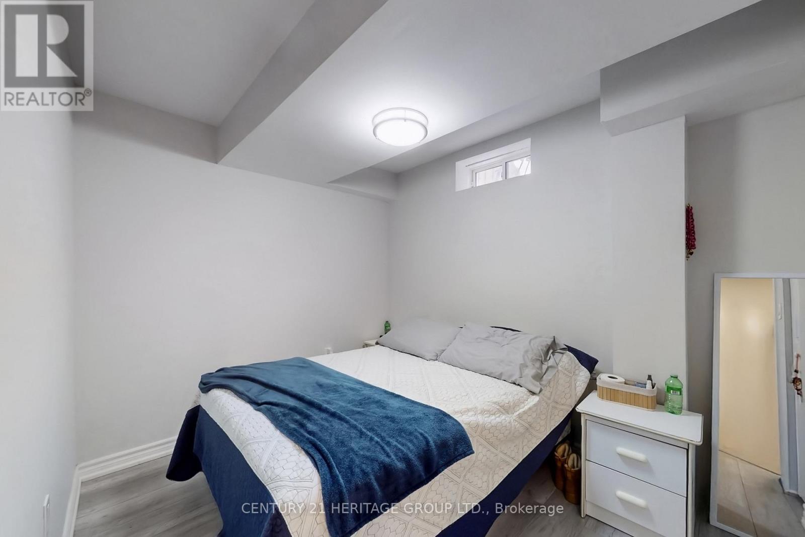 58 Russel Drive, Bradford West Gwillimbury, Ontario  L3Z 0M9 - Photo 41 - N12825090