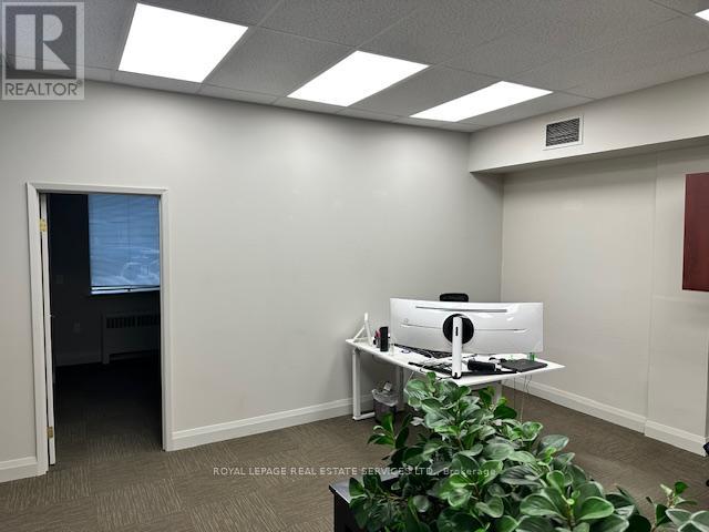 205 - 235 Lakeshore Road E, Oakville, Ontario  L6J 1H7 - Photo 4 - W12827210